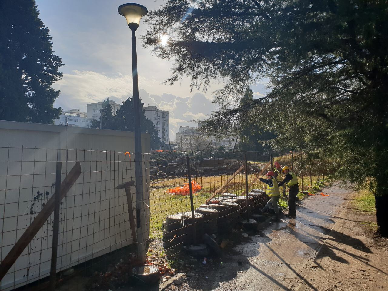 Rušenje amfiteatra, Bar